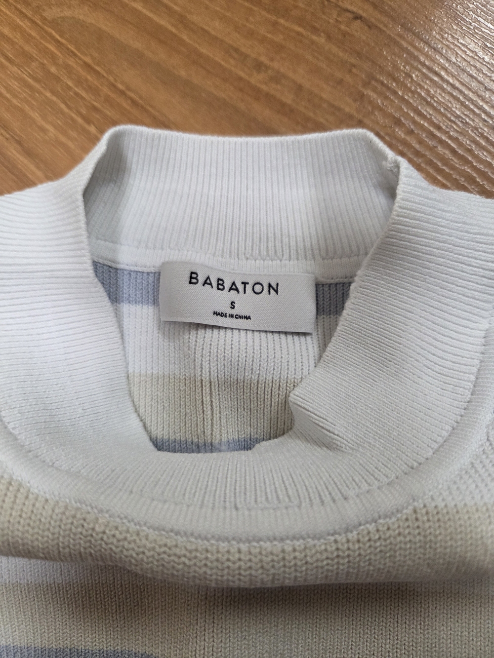 Aritzia Sculpt Knit Mockneck Halter Top - Picture 3 of 4